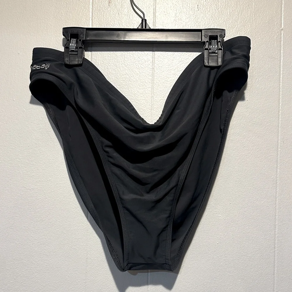 Men’s Nabaigi‎ swim bottoms xxl